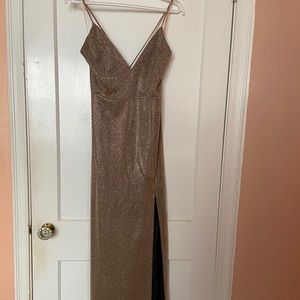 ✨Show stopper golden dress ✨